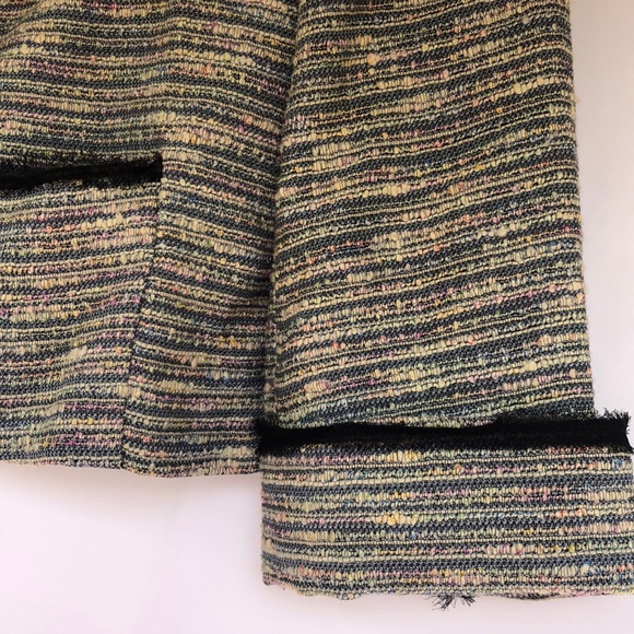 Blazer with Classy details - Picture 5 of 8